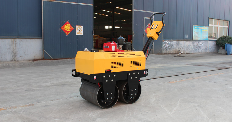 小型壓路機(jī) 小型壓路機(jī)